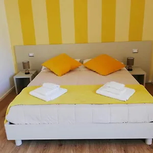  Appartamento Housesandra Mare & Sole